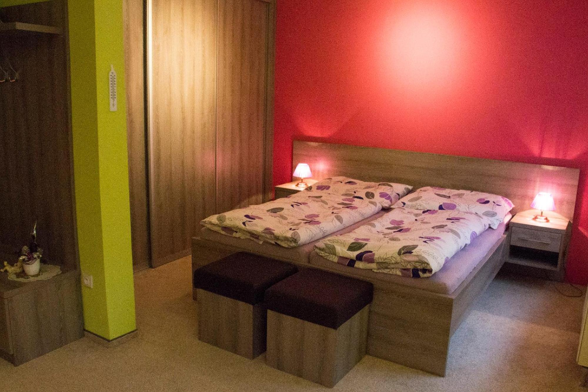 Motel Pavov Ихлава Екстериор снимка
