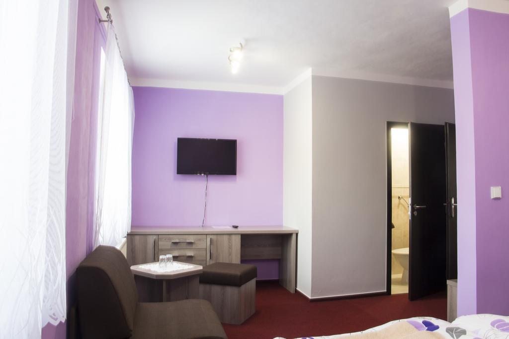 Motel Pavov Ихлава Стая снимка